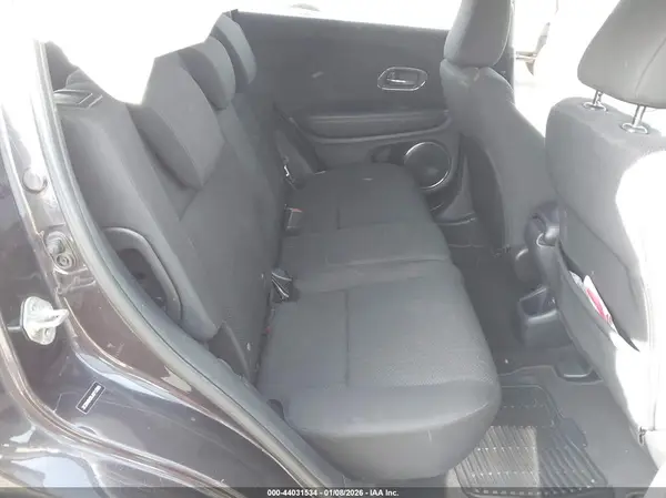 3CZRU6H5XJM713365 2018 HONDA HR-V - Image 8