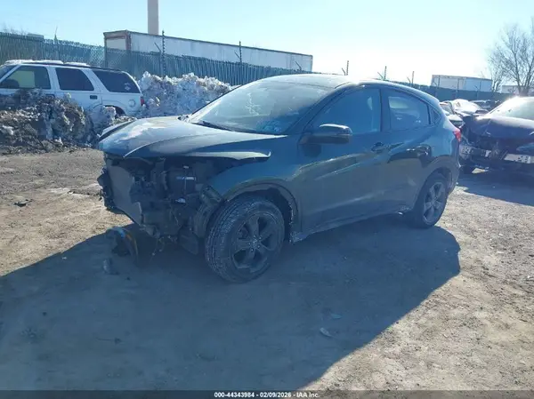 3CZRU6H5XJM720218 2018 HONDA HR-V - Image 2