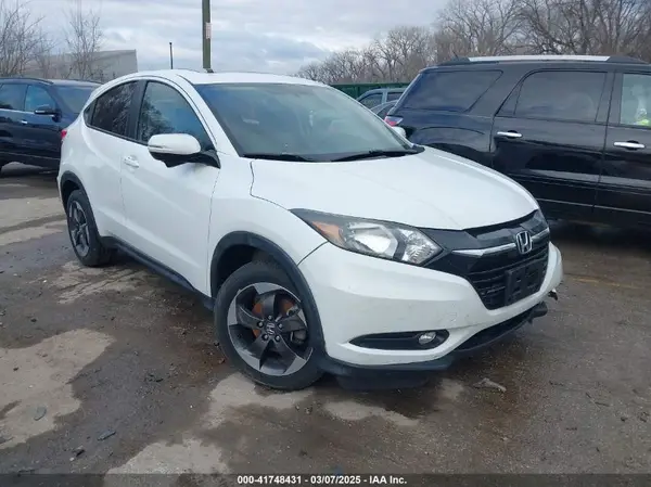 3CZRU6H5XJM720512 2018 HONDA HR-V - Image 1