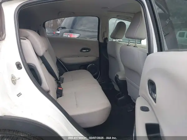 3CZRU6H5XJM720512 2018 HONDA HR-V - Image 8
