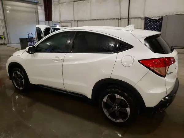 3CZRU6H5XJM729324 2018 HONDA HR-V - Image 2
