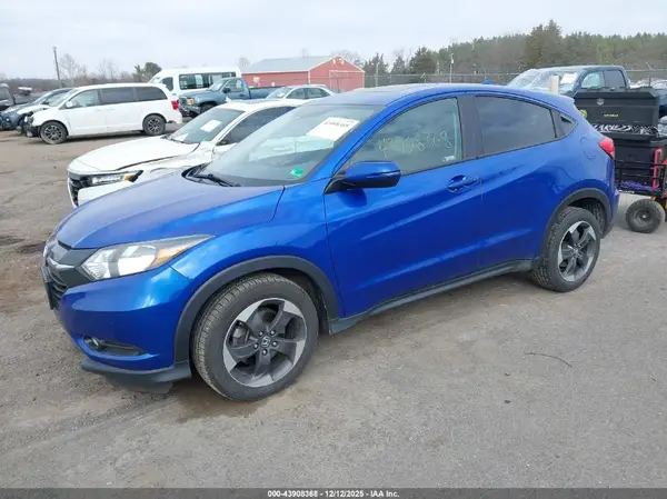 3CZRU6H5XJM729405 2018 HONDA HR-V - Image 2