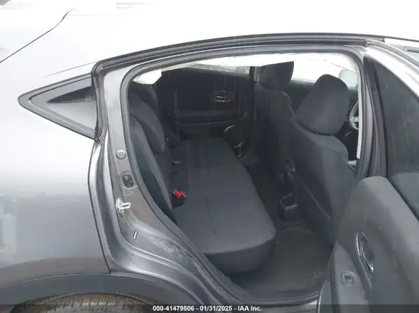 3CZRU6H5XJM730425 2018 HONDA HR-V - Image 8