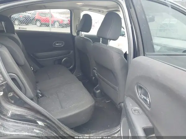 3CZRU6H5XJM730828 2018 HONDA HR-V - Image 8