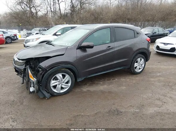 3CZRU6H5XKM705008 2019 HONDA HR-V - Image 2