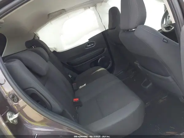 3CZRU6H5XKM726201 2019 HONDA HR-V - Image 8