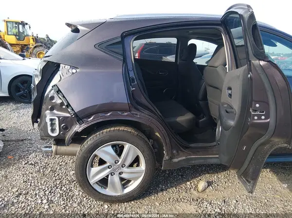 3CZRU6H5XKM728465 2019 HONDA HR-V - Image 8