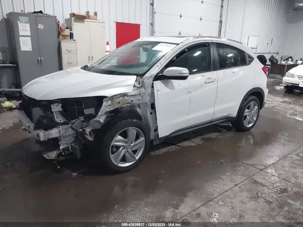 3CZRU6H5XKM737456 2019 HONDA HR-V - Image 2