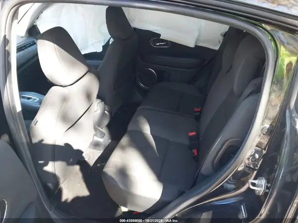 3CZRU6H5XKM741216 2019 HONDA HR-V - Image 8