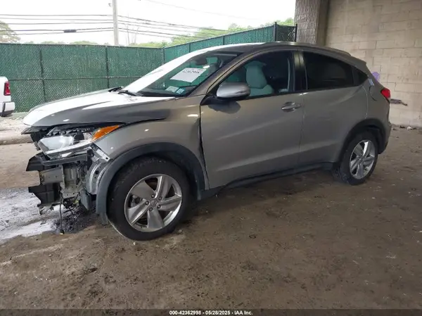 3CZRU6H5XLM719332 2020 HONDA HR-V - Image 2