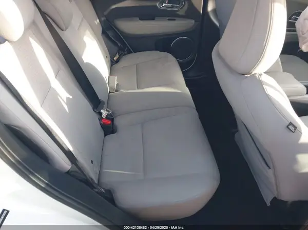 3CZRU6H5XLM726300 2020 HONDA HR-V - Image 8