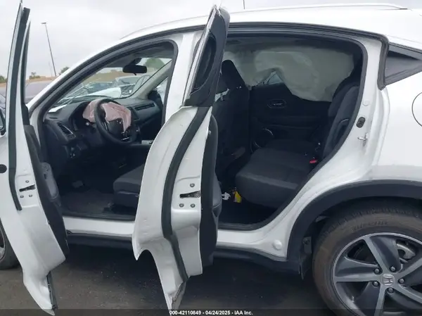 3CZRU6H5XNM700086 2022 HONDA HR-V - Image 8