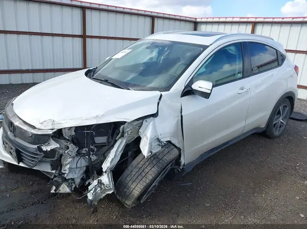 3CZRU6H5XNM741902 2022 HONDA HR-V - Image 2