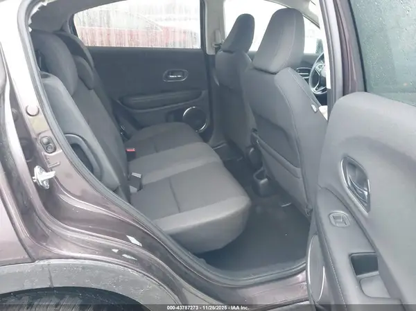 3CZRU6H5XNM745920 2022 HONDA HR-V - Image 8