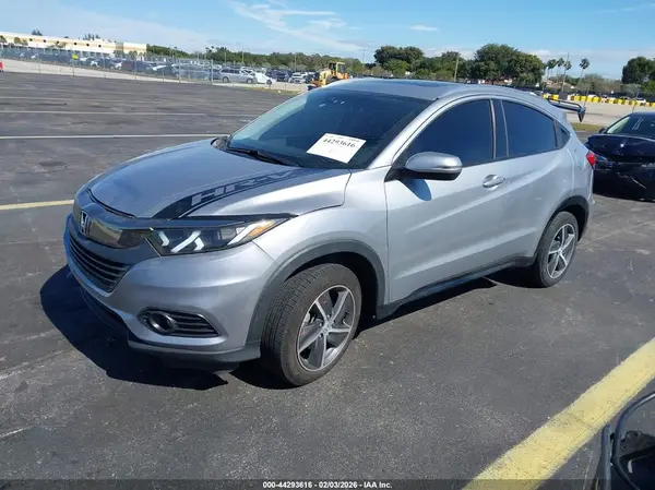 3CZRU6H5XNM749336 2022 HONDA HR-V - Image 2