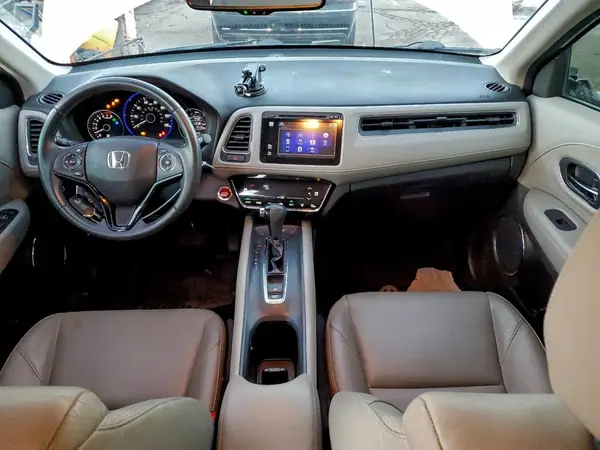3CZRU6H70GM731643 2016 HONDA HR-V - Image 8