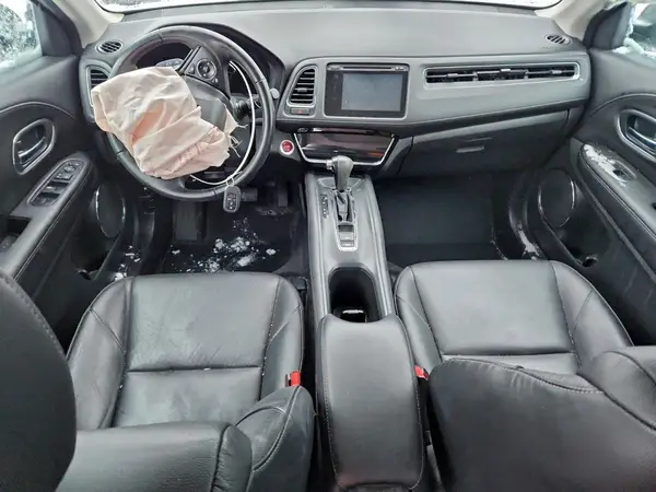 3CZRU6H70HM104765 2017 HONDA HR-V - Image 8