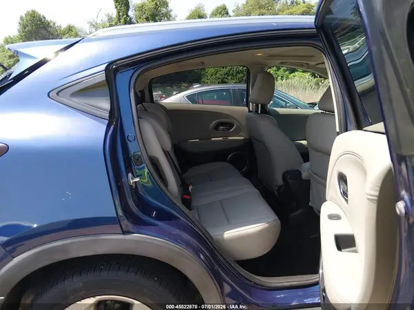 3CZRU6H70HM708199 2017 HONDA HR-V - Image 8