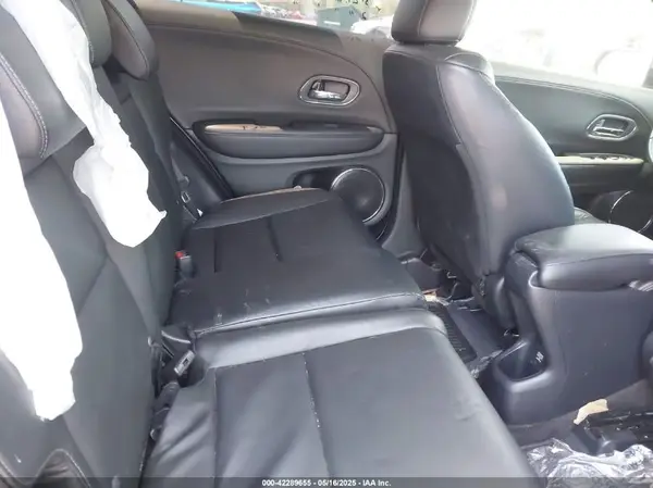 3CZRU6H70HM709322 2017 HONDA HR-V - Image 8
