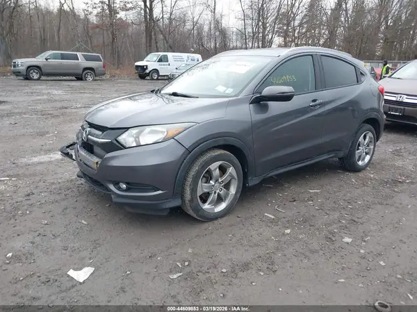 3CZRU6H70HM711653 2017 HONDA HR-V - Image 2