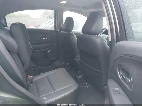 3CZRU6H70HM713516 2017 HONDA HR-V - Image 8