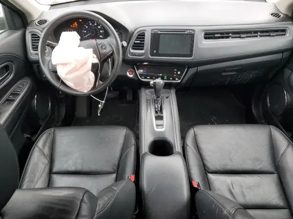 3CZRU6H70HM716920 2017 HONDA HR-V - Image 8