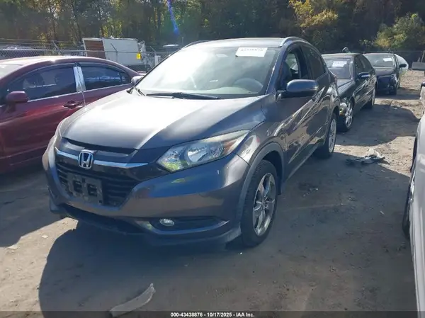 3CZRU6H70HM718277 2017 HONDA HR-V - Image 2