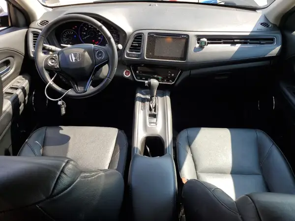 3CZRU6H70HM722121 2017 HONDA HR-V - Image 8