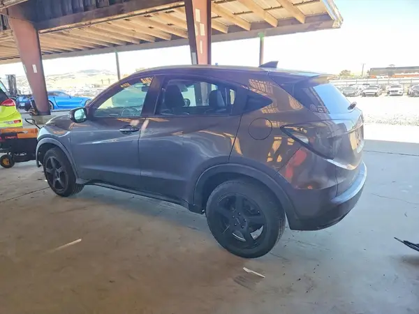 3CZRU6H70HM722958 2017 HONDA HR-V - Image 2