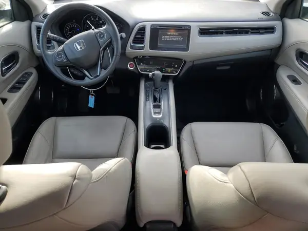 3CZRU6H70HM727562 2017 HONDA HR-V - Image 8