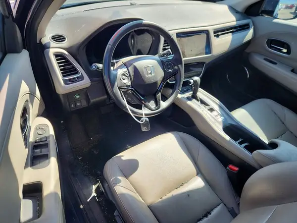 3CZRU6H70HM732860 2017 HONDA HR-V - Image 8