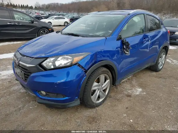 3CZRU6H70JM700805 2018 HONDA HR-V - Image 2