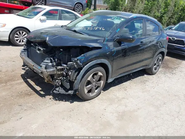 3CZRU6H70JM702229 2018 HONDA HR-V - Image 2