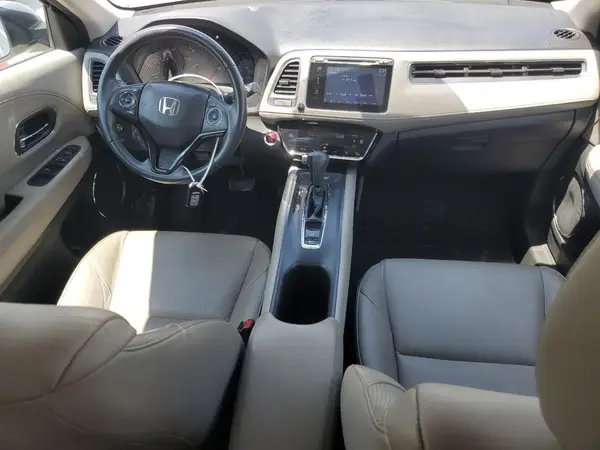 3CZRU6H70JM704966 2018 HONDA HR-V - Image 8