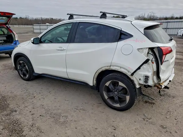 3CZRU6H70JM704997 2018 HONDA HR-V - Image 2