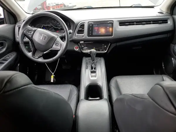 3CZRU6H70JM716096 2018 HONDA HR-V - Image 8