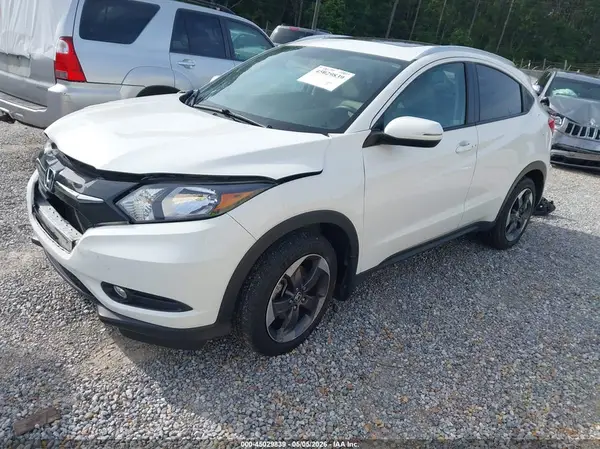 3CZRU6H70JM718950 2018 HONDA HR-V - Image 2