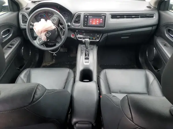 3CZRU6H70JM725204 2018 HONDA HR-V - Image 8