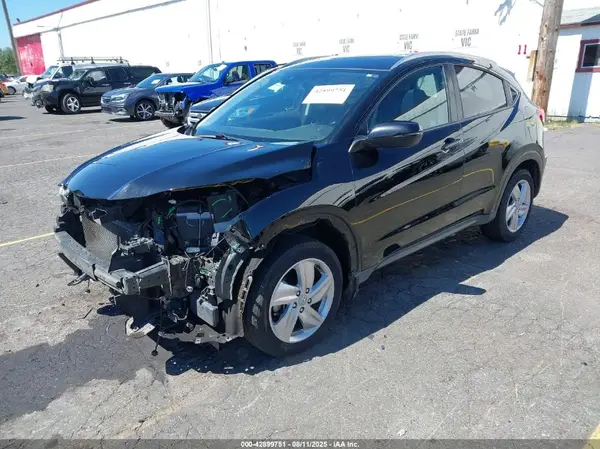 3CZRU6H70KM711790 2019 HONDA HR-V - Image 2