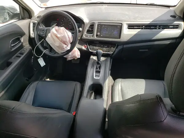 3CZRU6H70KM715211 2019 HONDA HR-V - Image 8