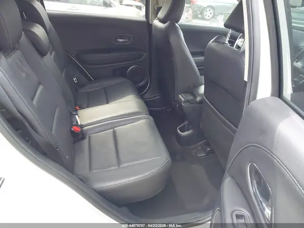 3CZRU6H70KM721140 2019 HONDA HR-V - Image 8