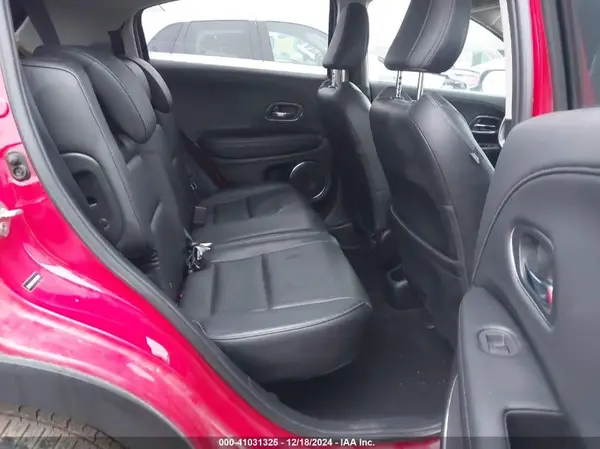 3CZRU6H70KM727634 2019 HONDA HR-V - Image 8
