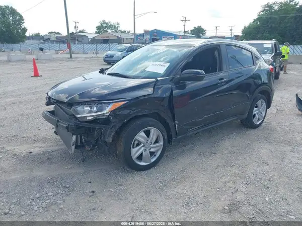3CZRU6H70KM732963 2019 HONDA HR-V - Image 2