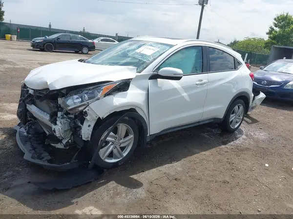 3CZRU6H70LM702086 2020 HONDA HR-V - Image 2