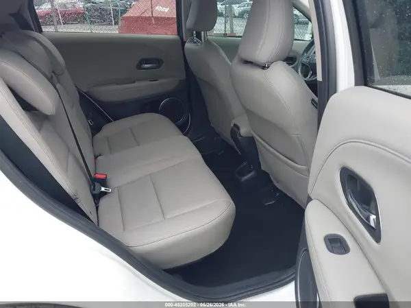 3CZRU6H70MM745926 2021 HONDA HR-V - Image 8