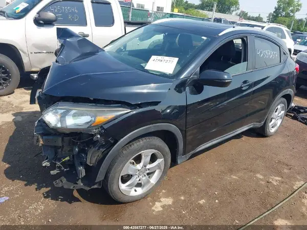3CZRU6H71GM705391 2016 HONDA HR-V - Image 2