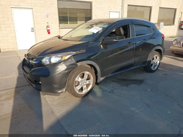 3CZRU6H71GM735524 2016 HONDA HR-V - Image 2