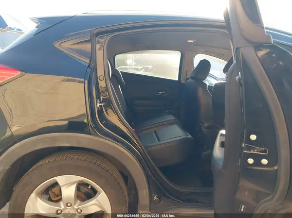 3CZRU6H71GM735524 2016 HONDA HR-V - Image 8