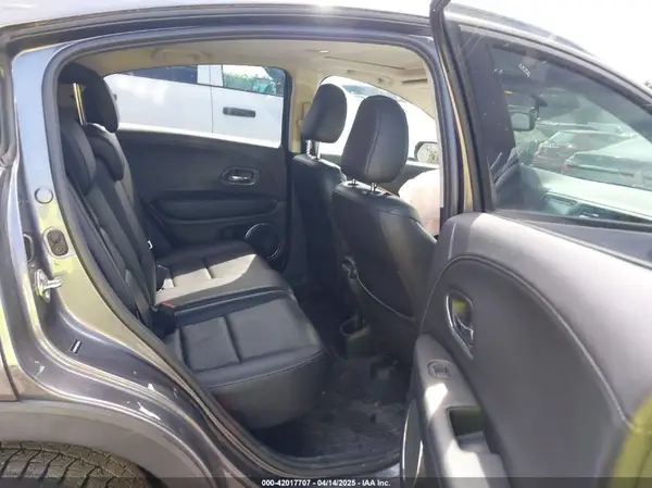 3CZRU6H71GM738455 2016 HONDA HR-V - Image 8