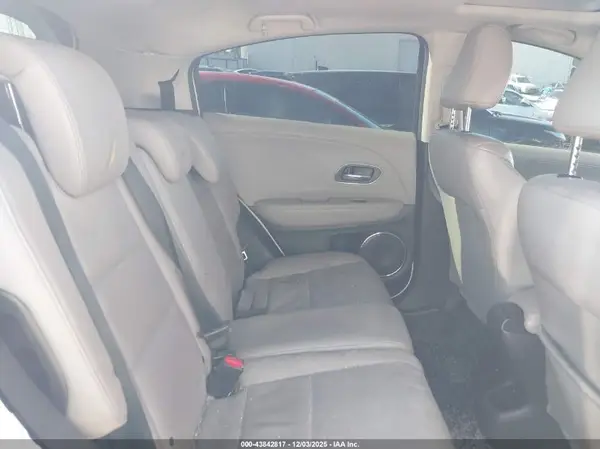 3CZRU6H71GM742537 2016 HONDA HR-V - Image 8